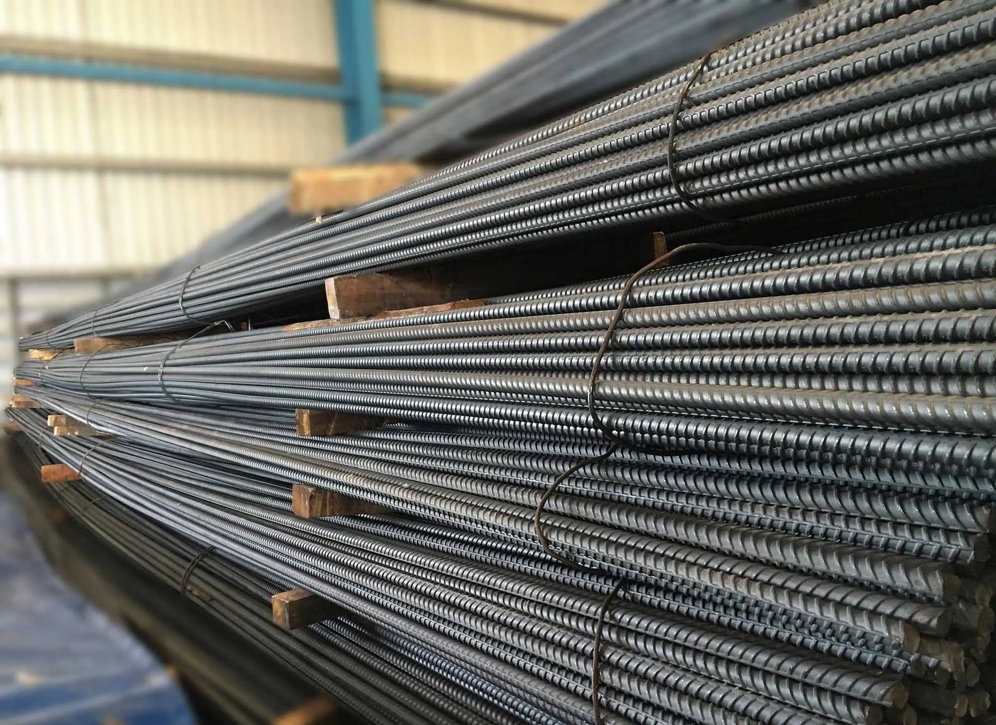 Perfect TMX TMT Rebars and Crown DPR TMX TMT Rebars (Grade: Fe550D, Size: 8, 10, 12, 16, 20, 25, 28, 32, 40mm)