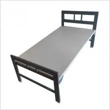 BED: METAL BED